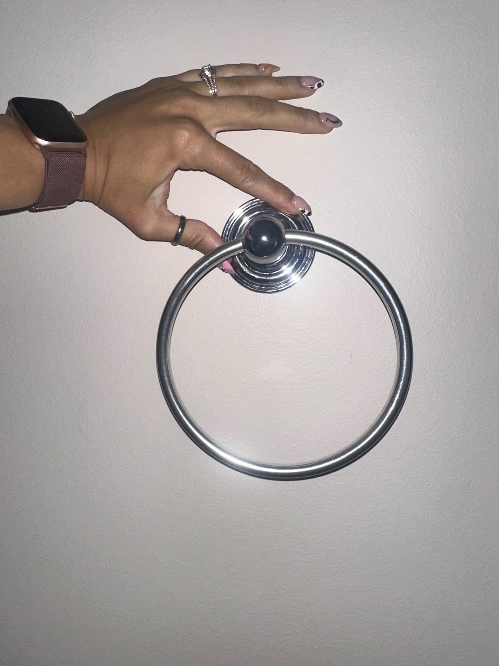 Silver Metal Towel Ring - Classic Bathroom Accessory